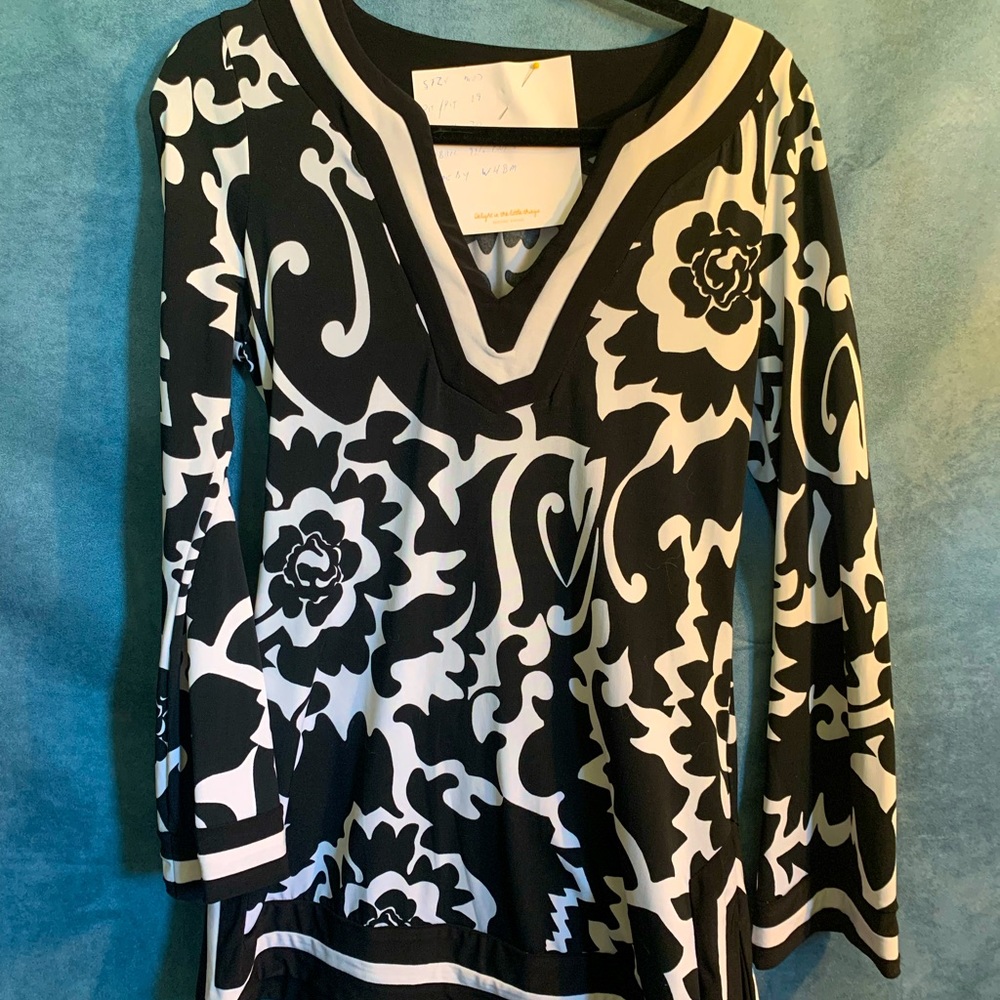 White House Black Market tunic blouse, like new